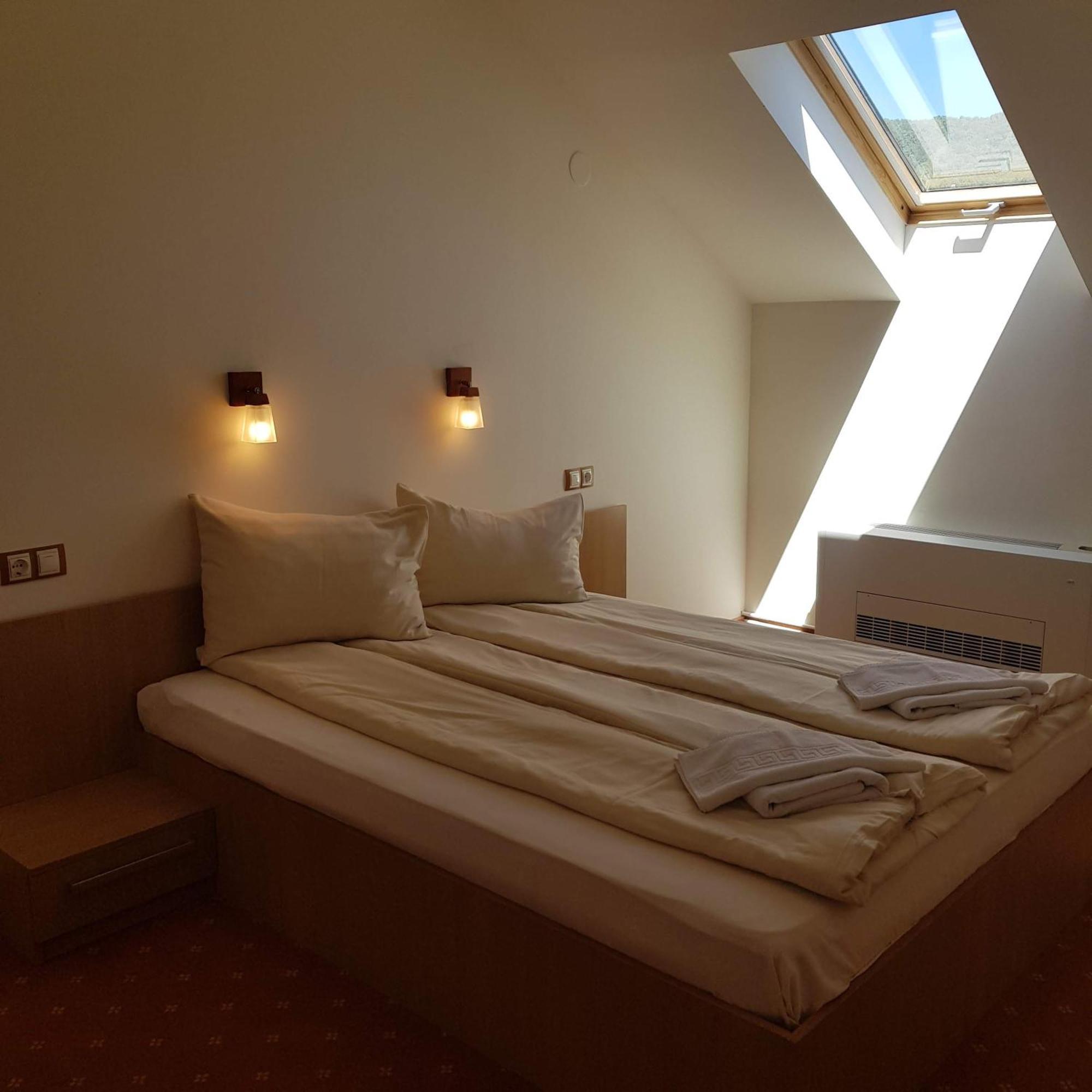 Motel Vector Gaesti Экстерьер фото