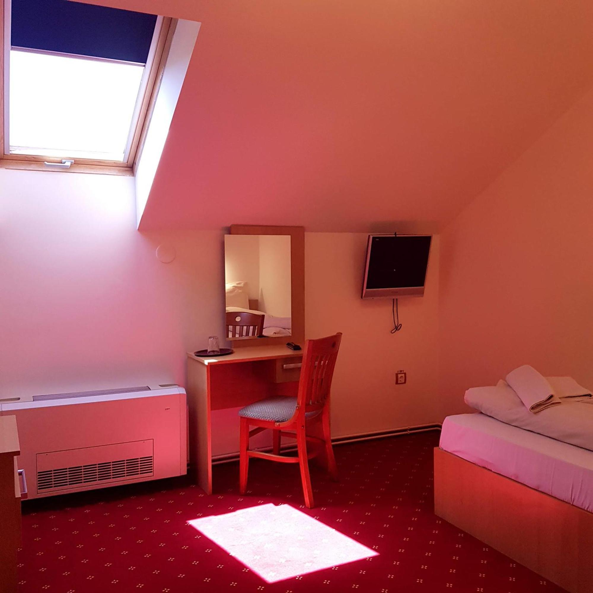 Motel Vector Gaesti Экстерьер фото